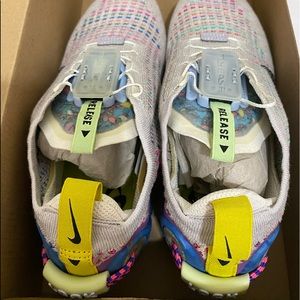 Brand new NIKE womens air vapormax  2020 FK size 5.5